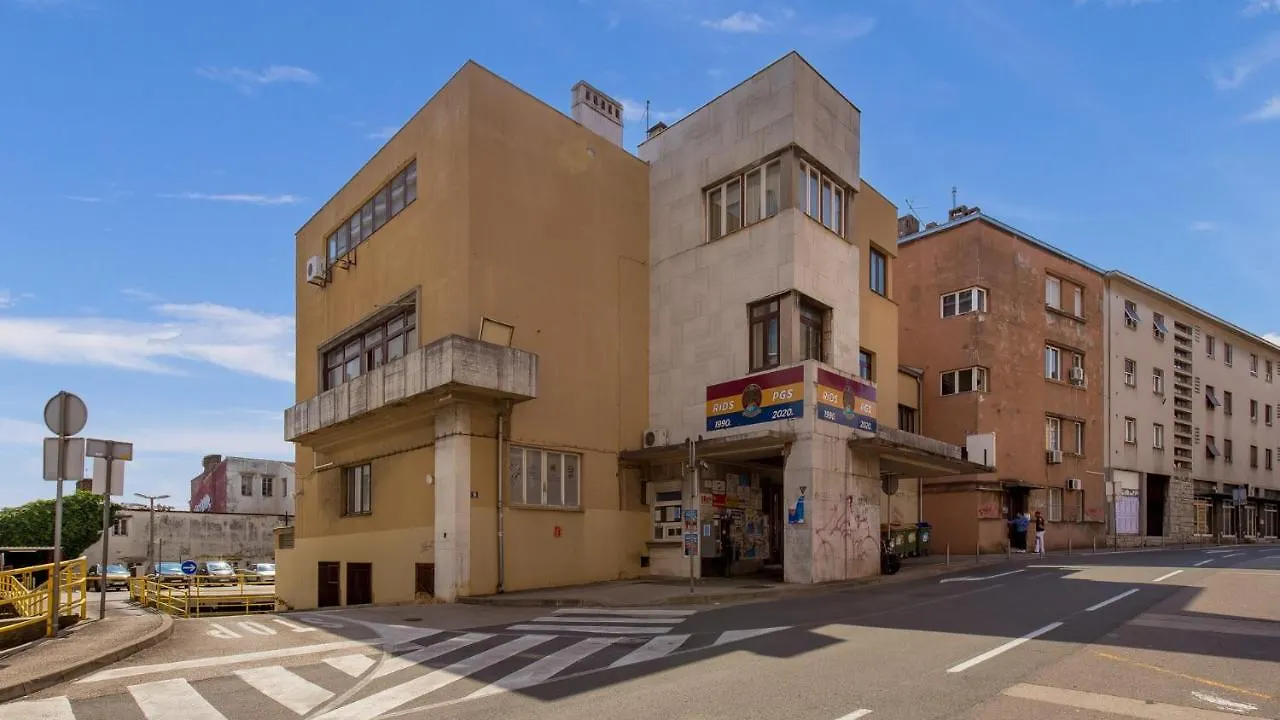 Beautiful Apartment Downtown Rijeka Croatia
